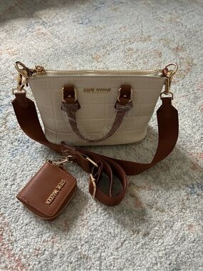 NWOT-Steve Madden Grid Satchel + Coin Pouch Set